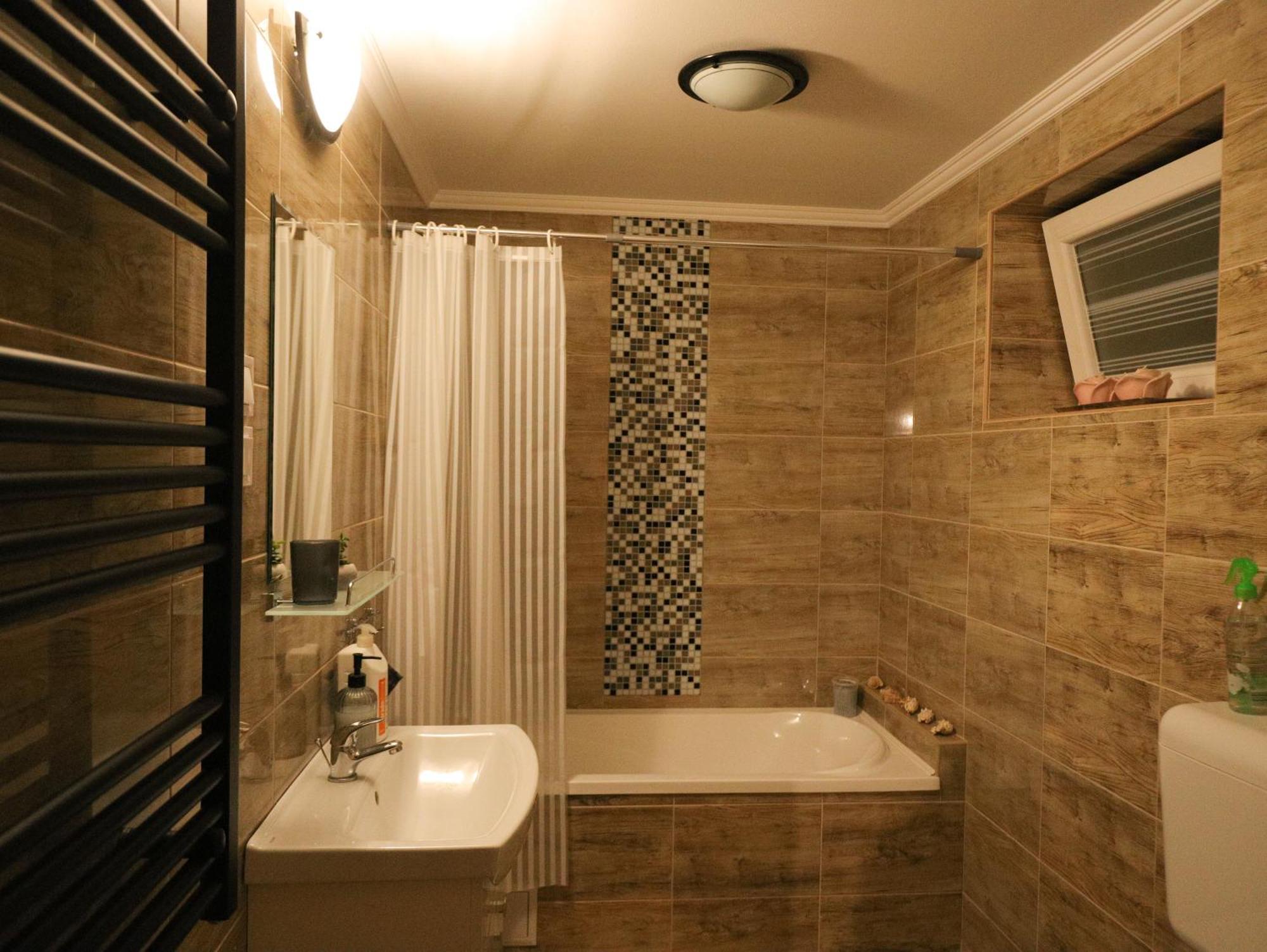 Kamilla Apartmanhaz Olyanmintotthoncsakmegjobb Apartment